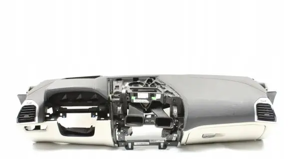 BMW 8 G15 Dashboard 7950804