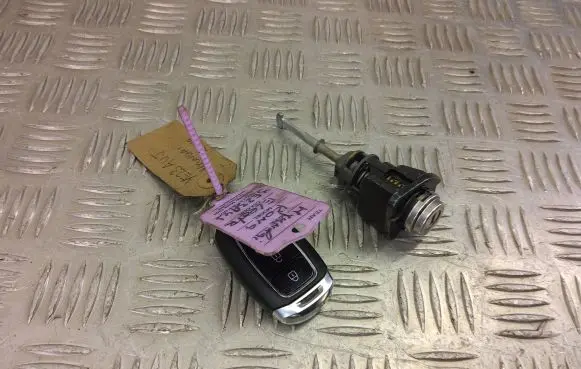 Hyundai Kona I Ignition key/card 