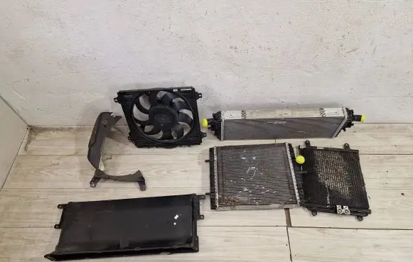 Lamborghini LP 610-4 Radiator set 4s0121254b