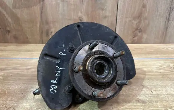 Dodge Journey Front wheel hub