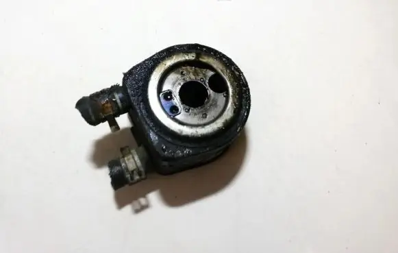 Engine oil radiator