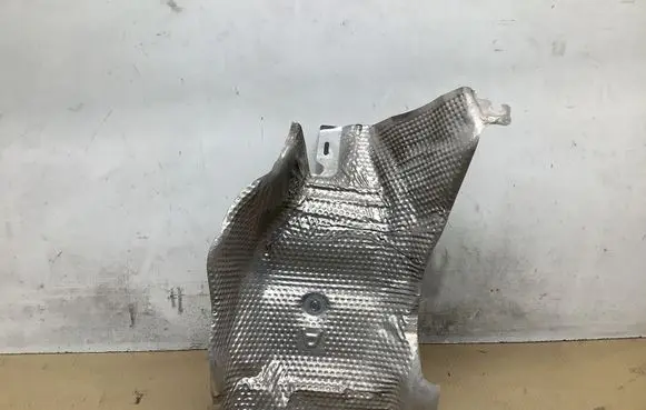 Lexus ES VII XZ10 Exhaust heat shield 