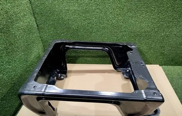Renault Master III Seat frame 135047421 135047422 GA28TT