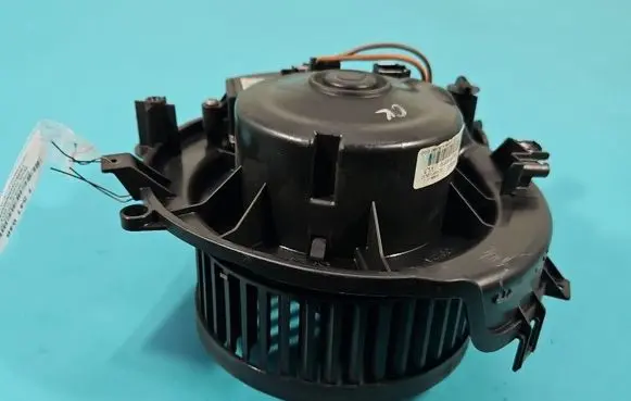 Skoda Octavia Mk3 (5E) Heater fan/blower 5Q0907521D IMPRK1541946