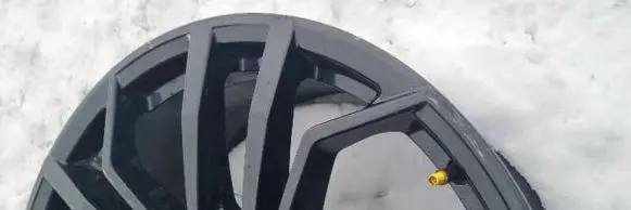 Audi RS4 R20 alloy rim 8818