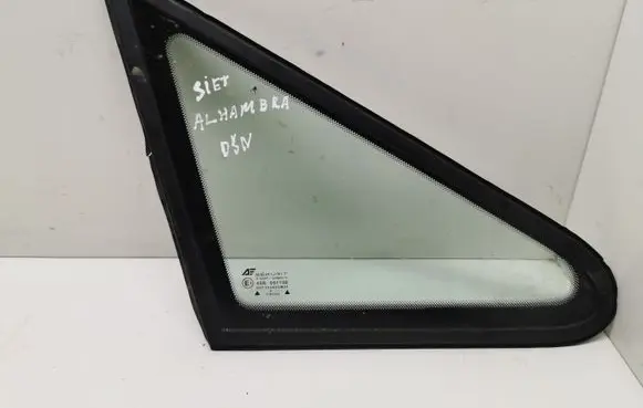 Seat Alhambra (Mk1) Front triangle window/glass 