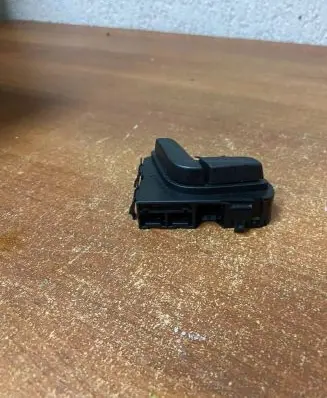 Mercedes-Benz E C207 W207 Seat control switch A2048708910 1491