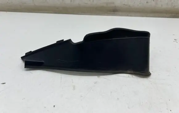 Nissan X-Trail T33 Fender end trim 668956RA1A