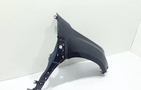 Dacia Duster II Fender 631006076R
