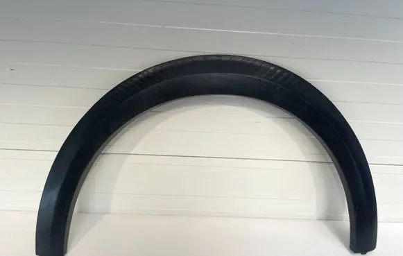 Citroen e-C3 Front arch trim 9845601780