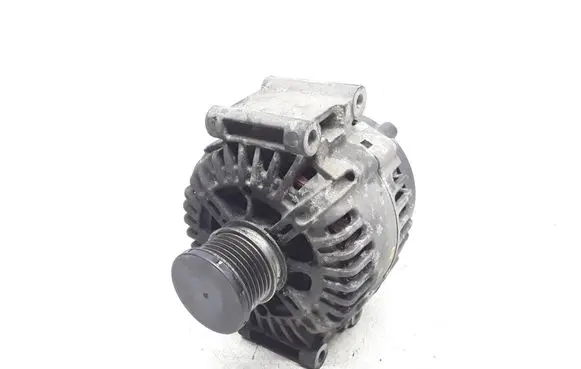 Mercedes-Benz E C207 W207 Generator/alternator A0141541102
