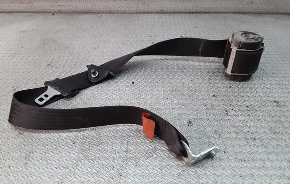 Ford Focus C-MAX Rear seatbelt 601597600