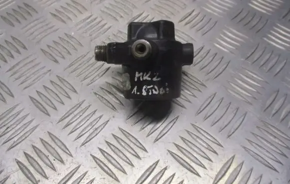 Ford Focus Fuel distributor 4M5Q-9D280-DA