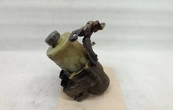 Skoda Fabia Mk1 (6Y) Power steering pump 6Q0423155AH A5093516 054217A5155AH