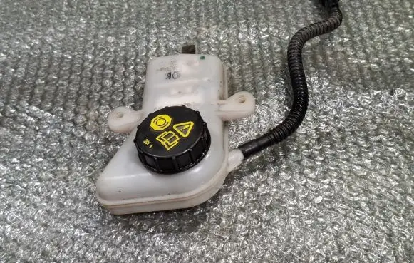 Ford Transit Custom Brake fluid reservoir BK12K478AB BK12478