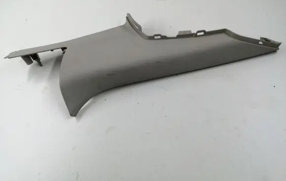 Ford Focus (C) pillar trim 4M51A280C47ABW