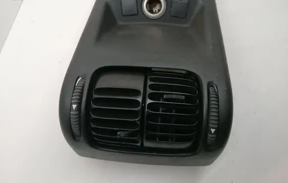 Saab 9-5 Rear air vent grill 140052009