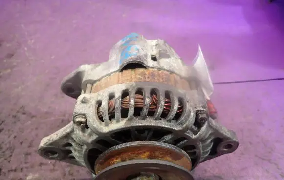 Nissan Primera Generator/alternator 23100AD210