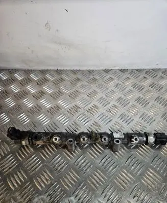 Volkswagen Polo V 6R Fuel main line pipe 03P089
