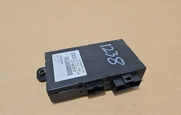 Audi TT TTS Mk2 Other control units/modules 8J7959255B