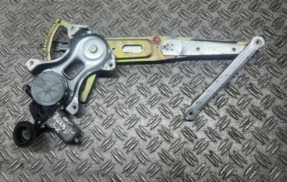 Toyota Prius (NHW20) Rear door window regulator with motor