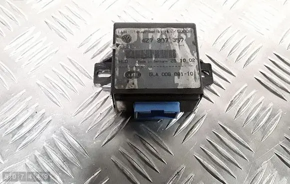 Audi A6 S6 C5 4B Light module LCM 4z7907357
