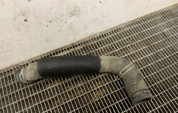 Dodge RAM 1500 DS Engine coolant pipe/hose 55056771AC