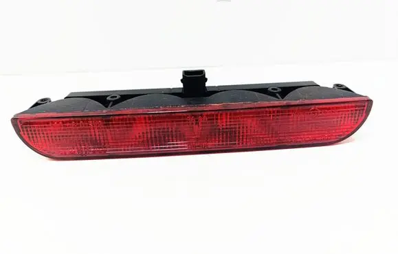 Audi A4 S4 B5 8D Third/center stoplight 0996400