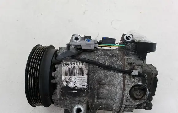 Renault Laguna III Air conditioning (A/C) compressor (pump) 8200898810-B