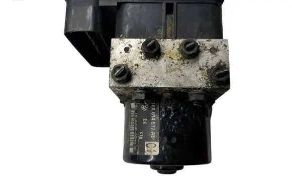 Volkswagen Touran I ABS Pump 1K0907379AC 00005305H0 10096003593