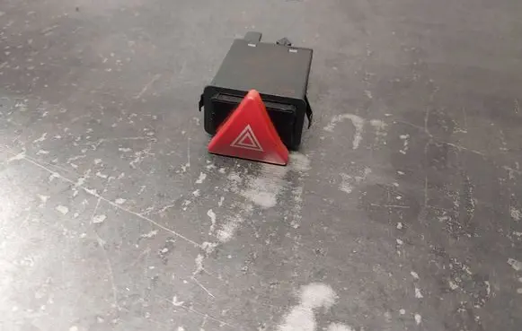 Audi A3 S3 8L Hazard light switch 8L0941509M