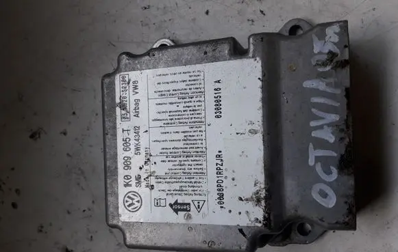 Skoda Octavia Mk2 (1Z) Airbag control unit/module 1K0909605T