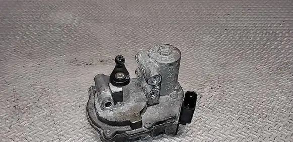 Audi A6 S6 C6 4F Intake manifold valve actuator/motor 059129086M