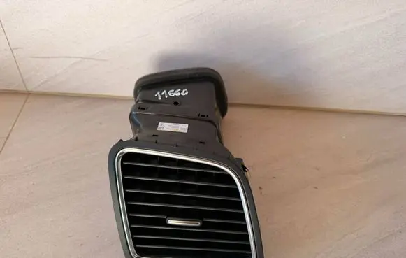 Seat Alhambra (Mk2) Dashboard side air vent grill/cover trim 7N0819704D