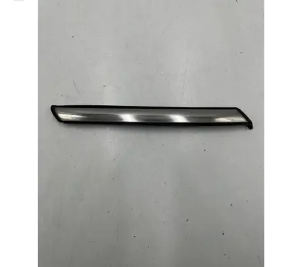 Mini One - Cooper Coupe R56 Tailgate/trunk side cover trim 