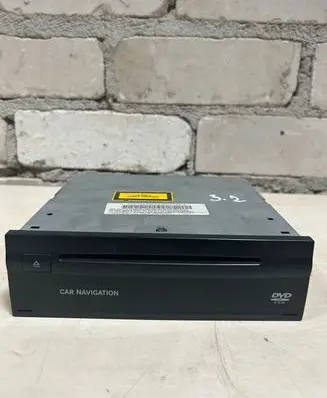 Mercedes-Benz E W211 Navigation unit CD/DVD player A2208206085005