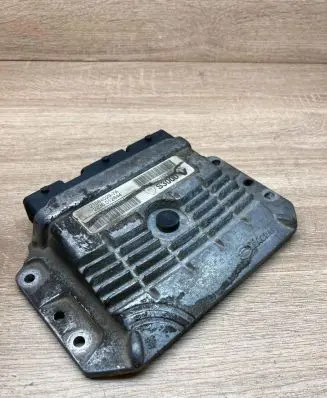 Renault Megane II Engine control unit/module ECU 8200242405 215840297A