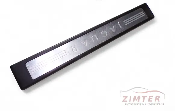 Jaguar XF X250 Front sill trim cover 8X2313200AF