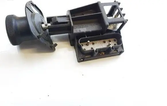 BMW 3 E36 Fog light switch 613183535049 61.31-8353504.9
