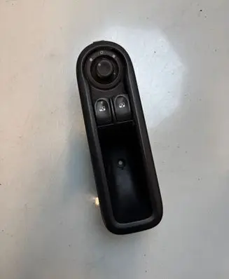 Renault Clio III Electric window control switch 254009494R