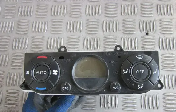 Ford Mondeo Mk III Climate control unit 1S7H18C612BB