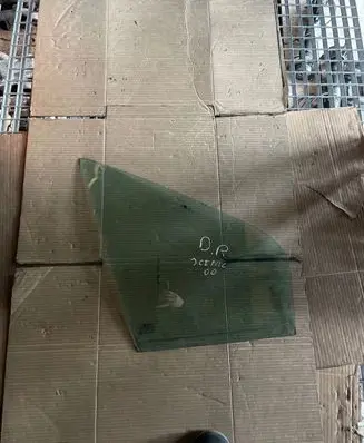 Renault Scenic I Front triangle window/glass 