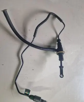 Renault Espace - Grand espace IV Clutch master cylinder 8200039836 8200176517 8200039836H