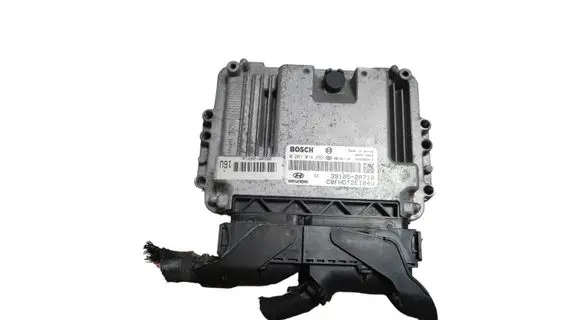 Hyundai i30 Engine control unit/module 391052A710 0281014292 1039S25415