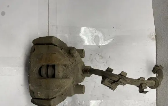 Volvo XC60 Rear brake caliper