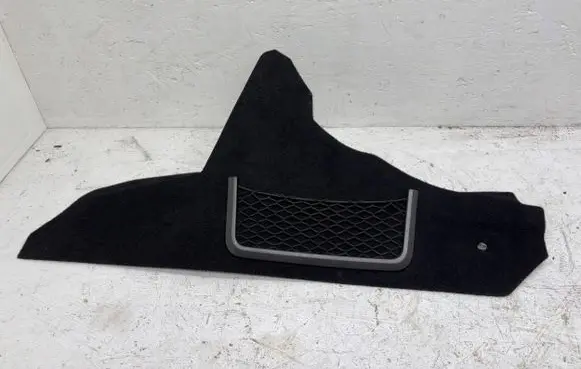 Skoda Octavia Mk2 (1Z) Centre console side trim front 1Z1863046