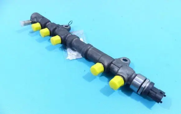 Fuel main line pipe