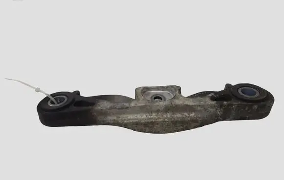 Volvo V40 Engine mounting bracket 31359635