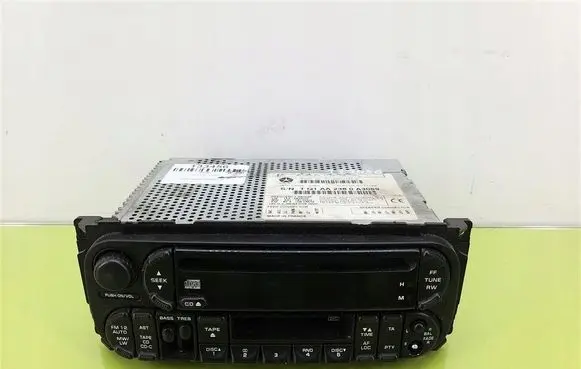 Chrysler 300M Radio/CD/DVD/GPS head unit P04858543AE