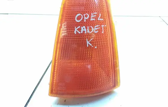 Opel Kadett E Front indicator light 6R0145464 16121101
